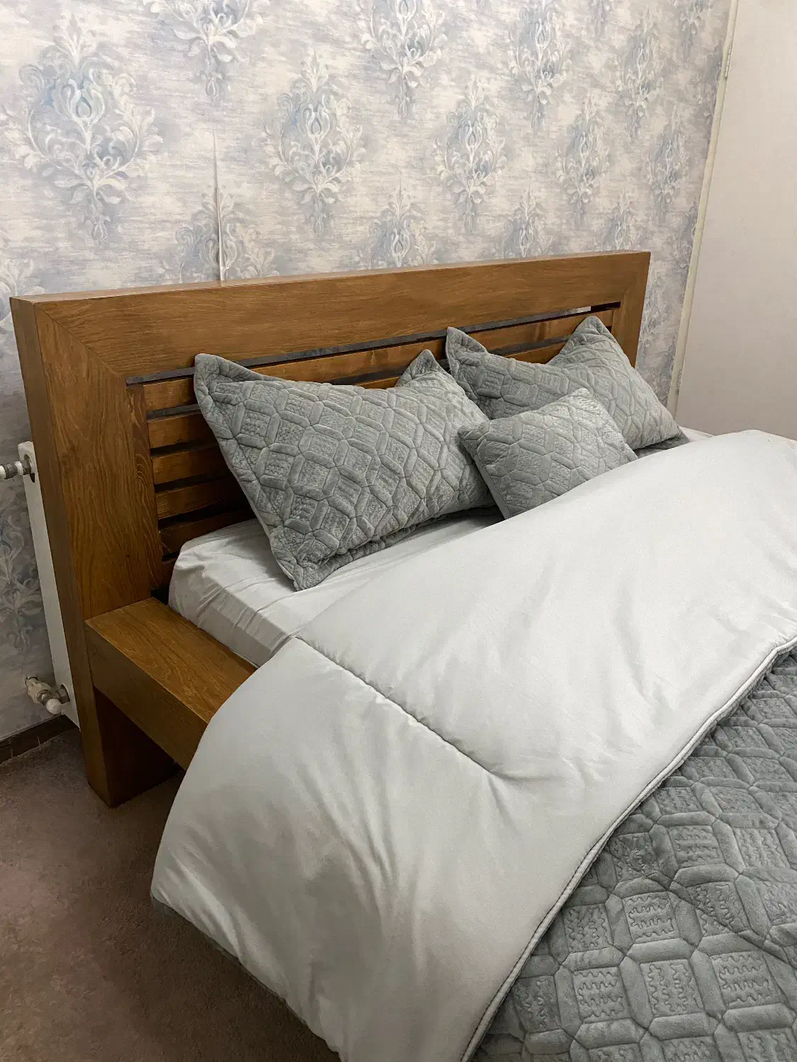 تخت دونفره|تخت و سرویس خواب|مشکین‌دشت, |دیوار