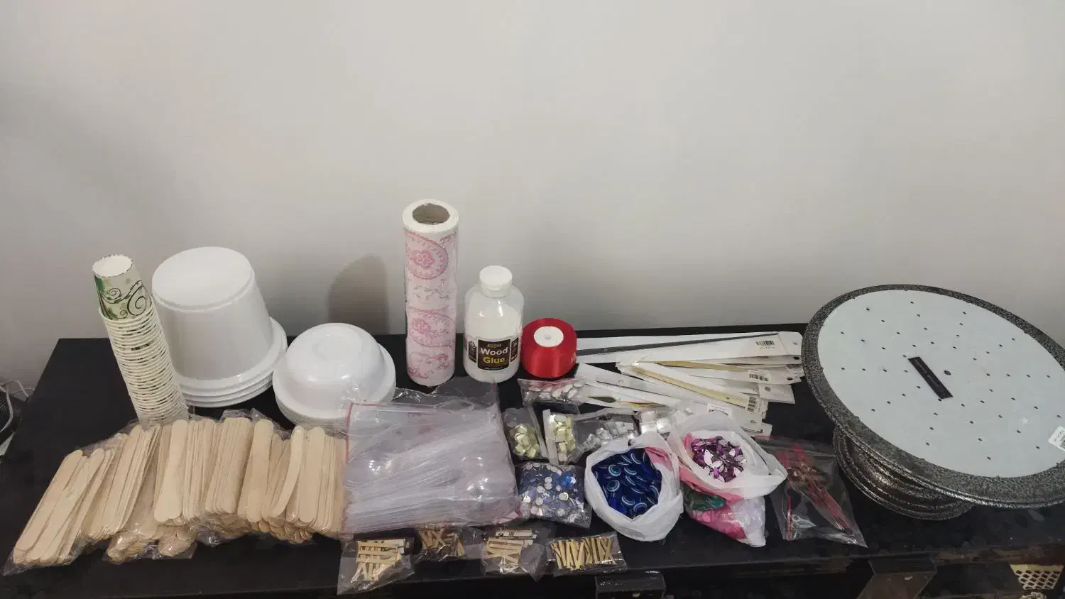 وسایل هنر رزین نو و در حد نو|صنایع دستی و سایر لوازم تزئینی|خوی, |دیوار