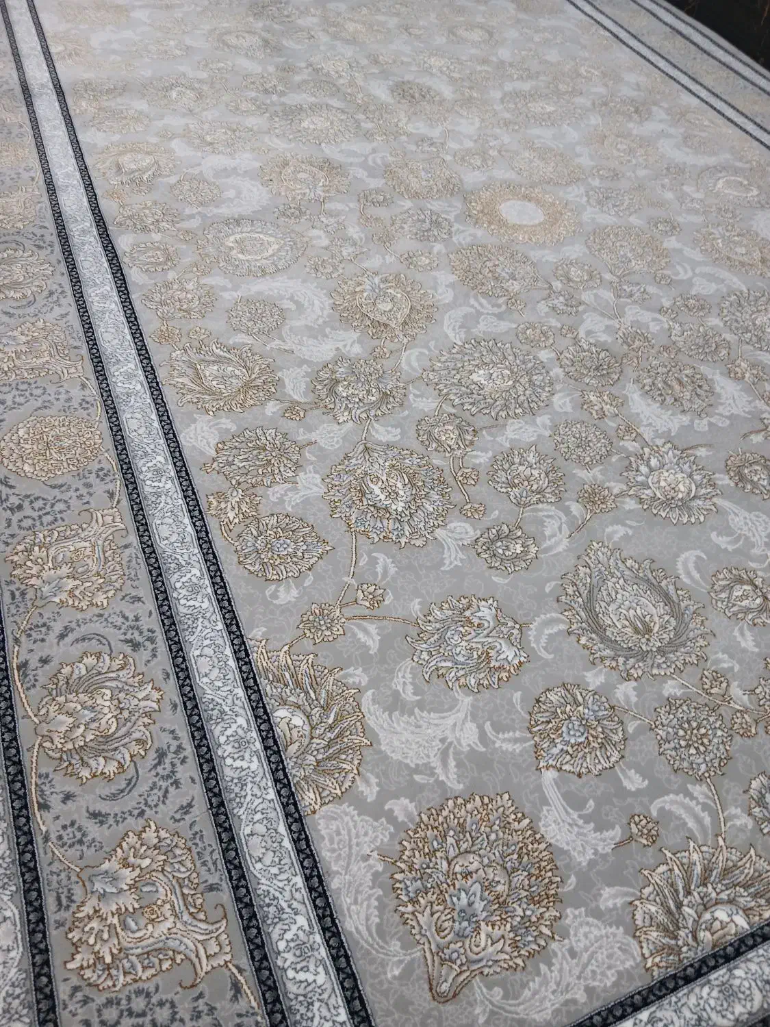 یک جفت فرش ماشینی درحد نو|فرش|برخوار, |دیوار