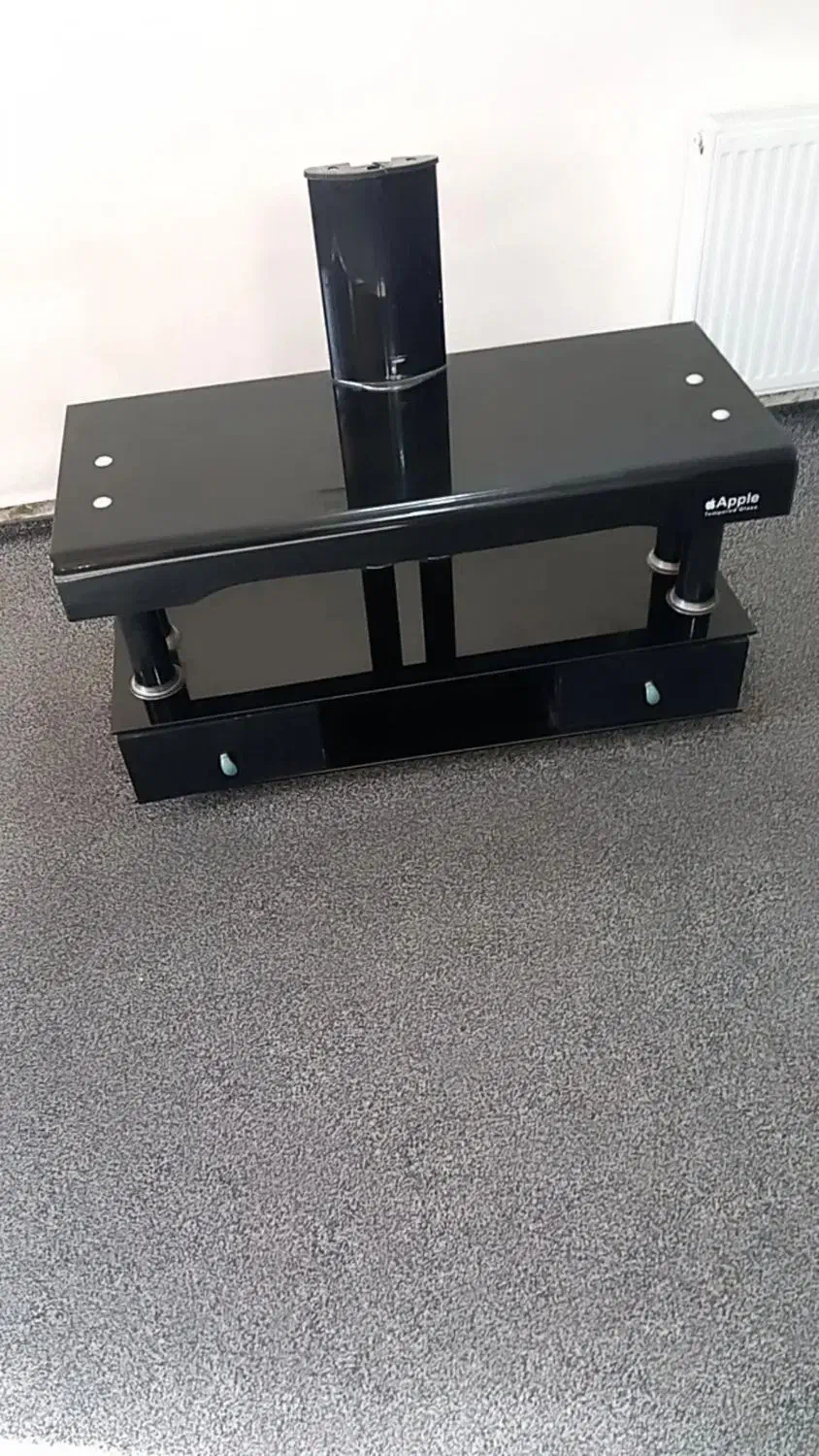 زیرتلویزیونی|میز تلویزیون|آران و بیدگل, |دیوار