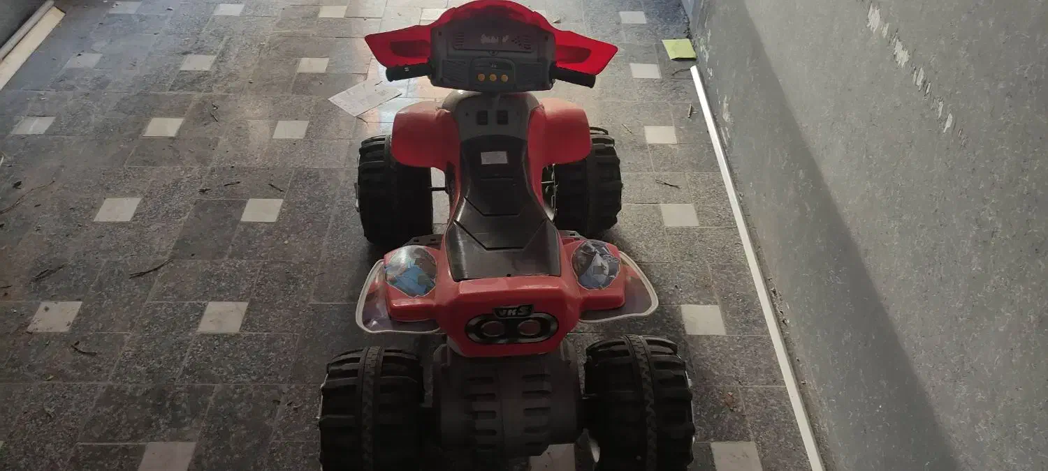 ماشین شارژی در حد نو|اسباببازی بچه|اصفهان, خلیل آباد|دیوار