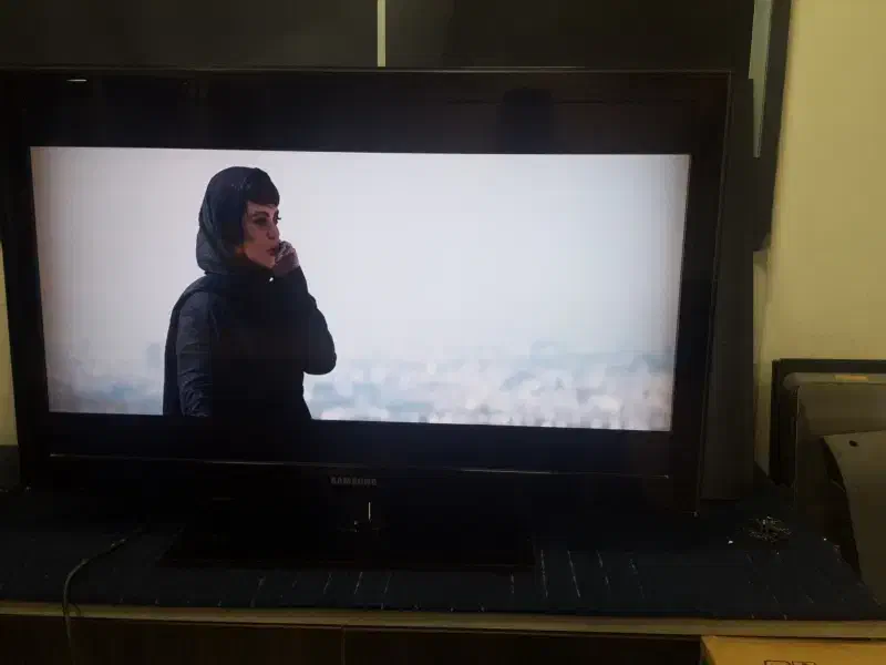 ۴۰ اصل کره|تلویزیون و پروژکتور|قم, حاج خلیل|دیوار