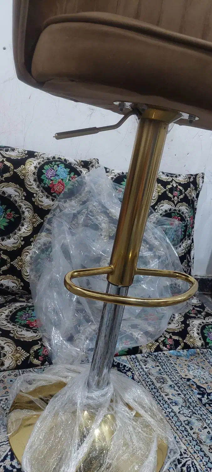 صندلی اوپنی جک دار|میز و صندلی غذاخوری|زاهدان, |دیوار