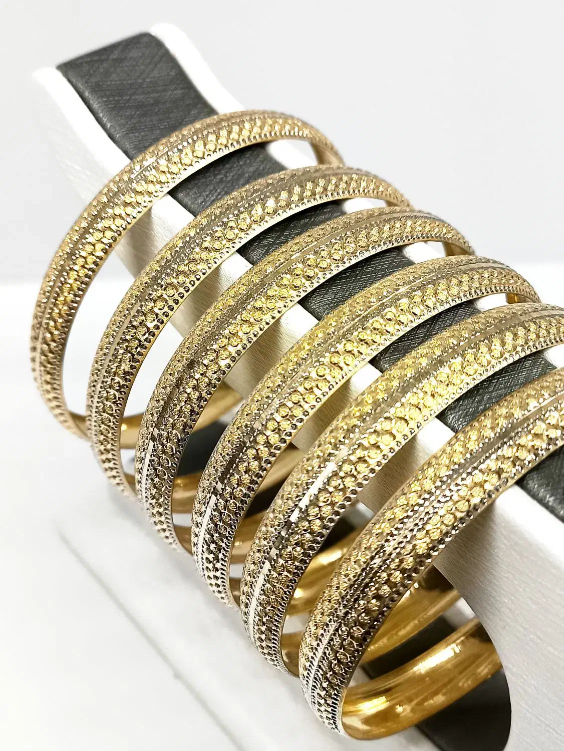 فروش اقساطی انواع نمونه های طلا|جواهرات|مشهد, انقلاب|دیوار