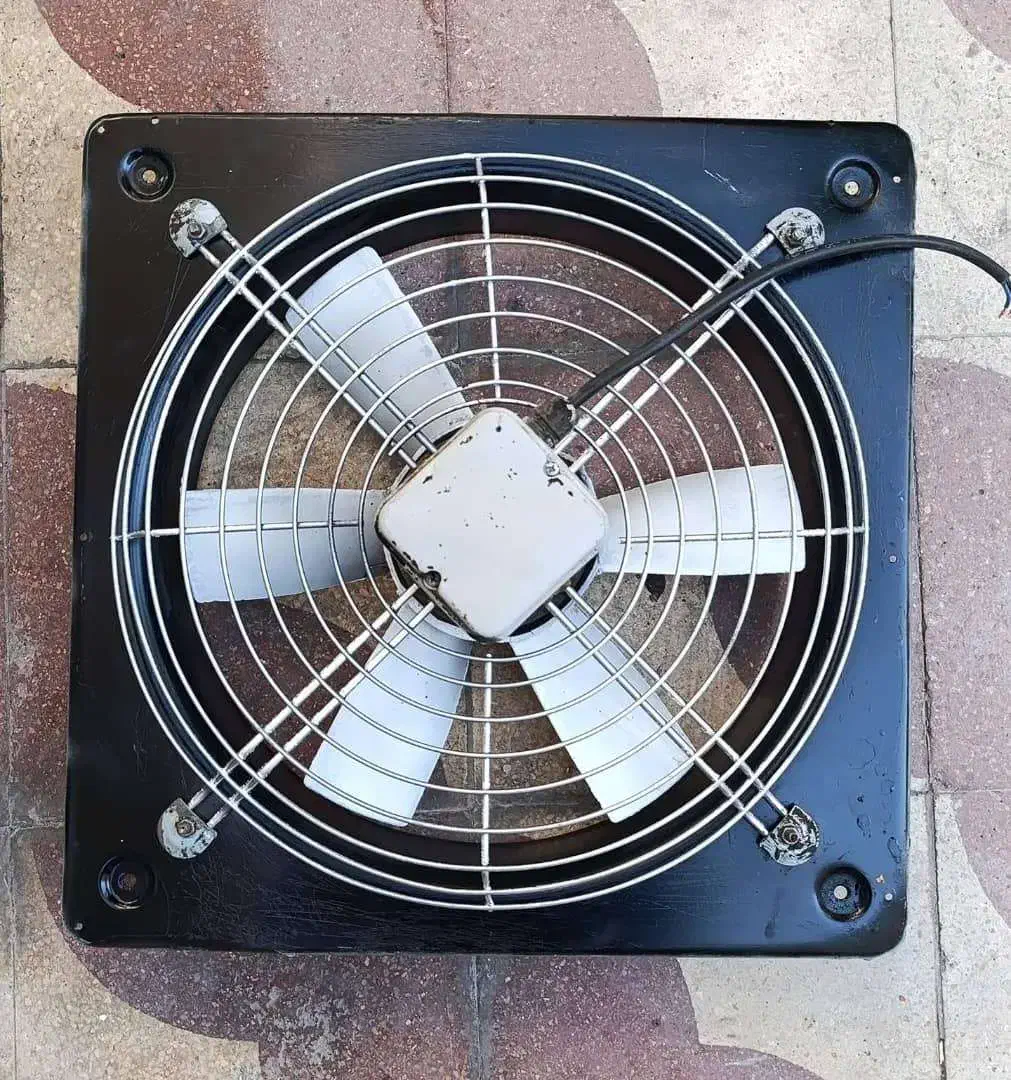 فن پنجاه در پنجاه|پنکه و تصفیهکنندهٔ هوا|شیراز, رکنآباد|دیوار