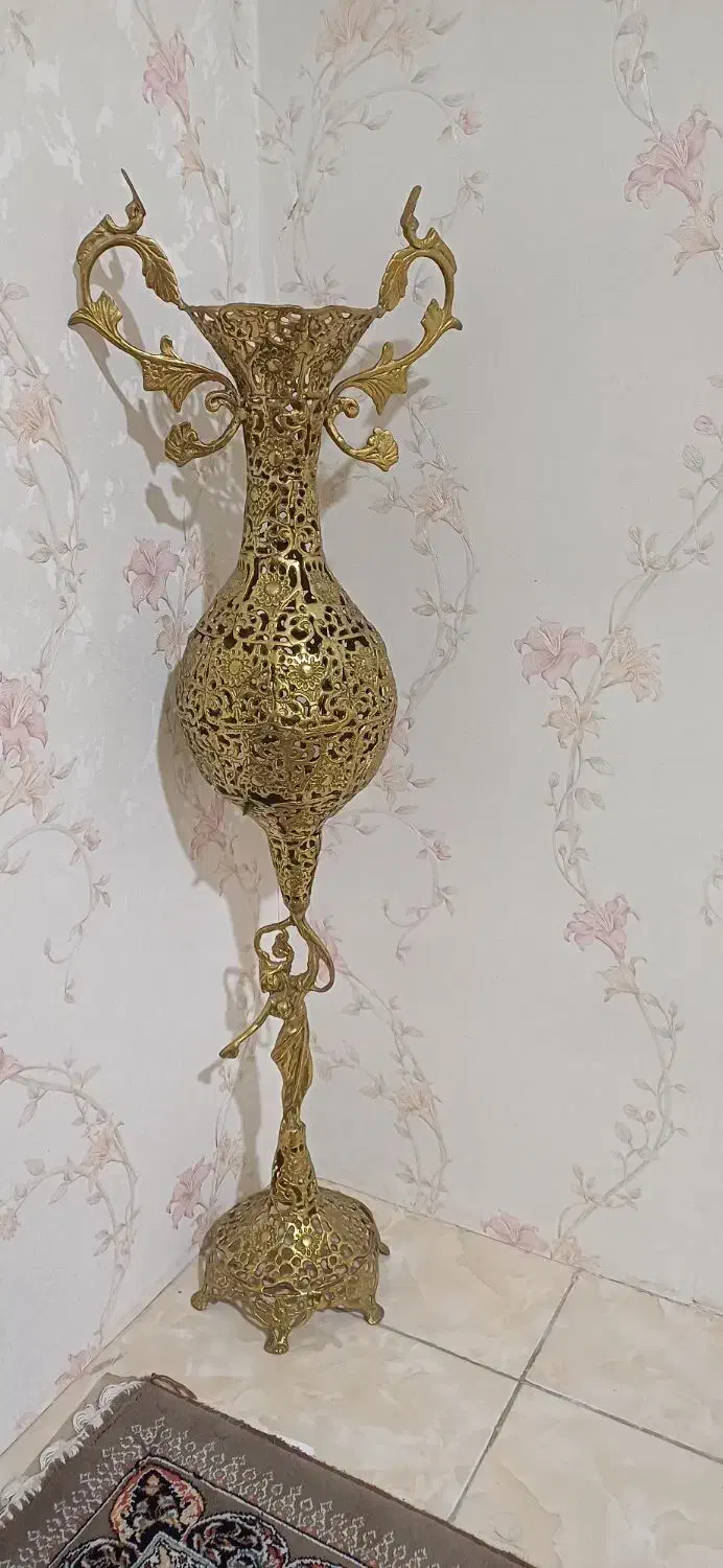 گلدان برنجی|صنایع دستی و سایر لوازم تزئینی|شهر ری, امین آباد|دیوار