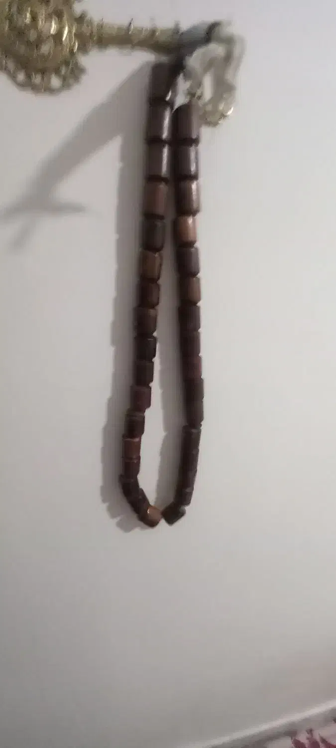 تسبیح چوبی سالم|کلکسیون اشیاء عتیقه|مشکین‌دشت, |دیوار