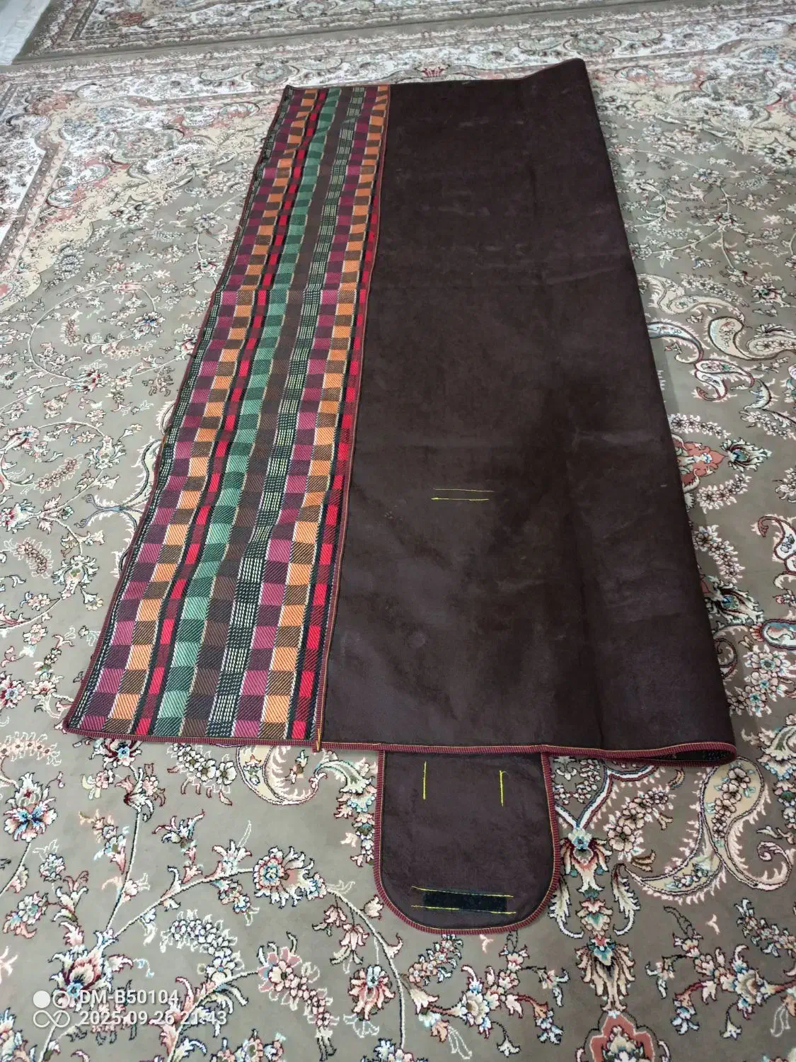 زیر انداز( روفرشی)|روفرشی|شیراز, لشکری|دیوار