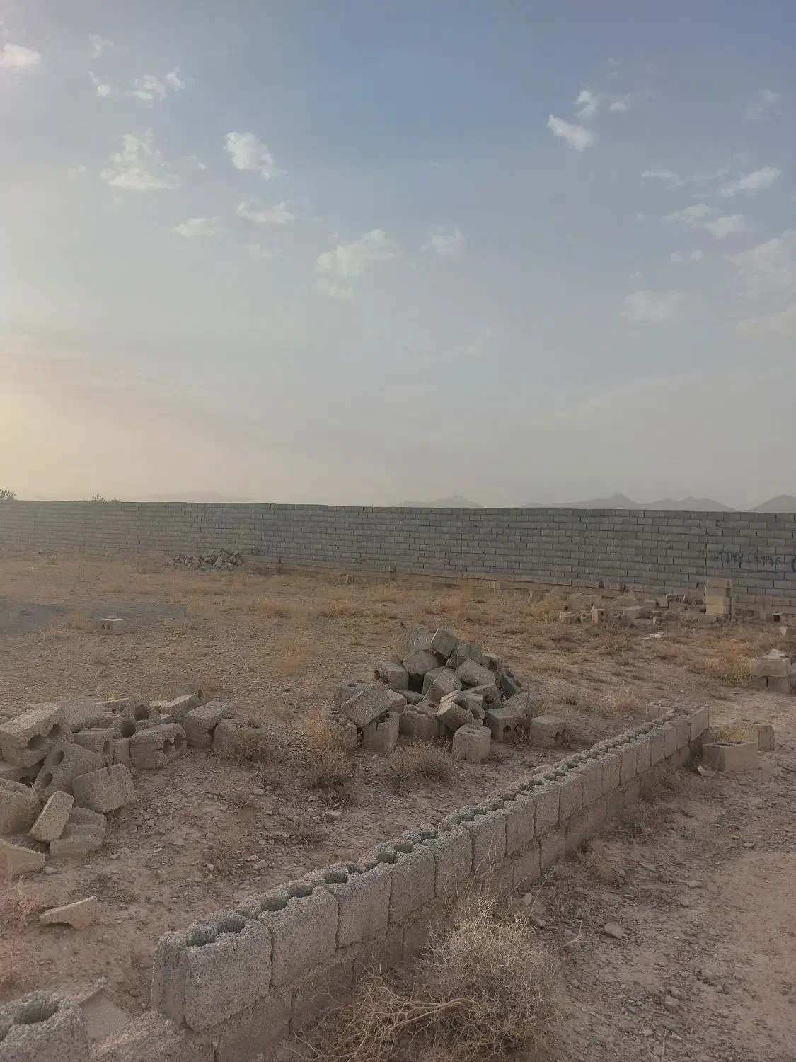 زمین کارگاهی باغی دامداری گلخانه|فروش زمین و ملک کلنگی|نجفآباد, حومه نجف آباد|دیوار