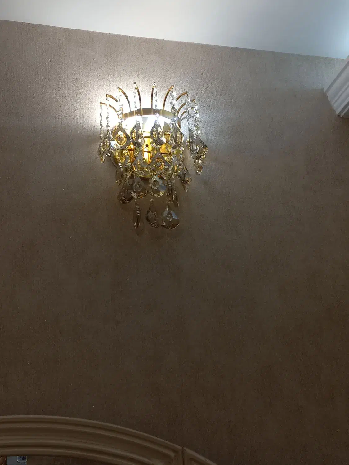 لوستر تمام کریستال ۸ شاخه با همراه دیوارکوب ست|لوستر و چراغ آویز|ری, فیروزآبادی|دیوار