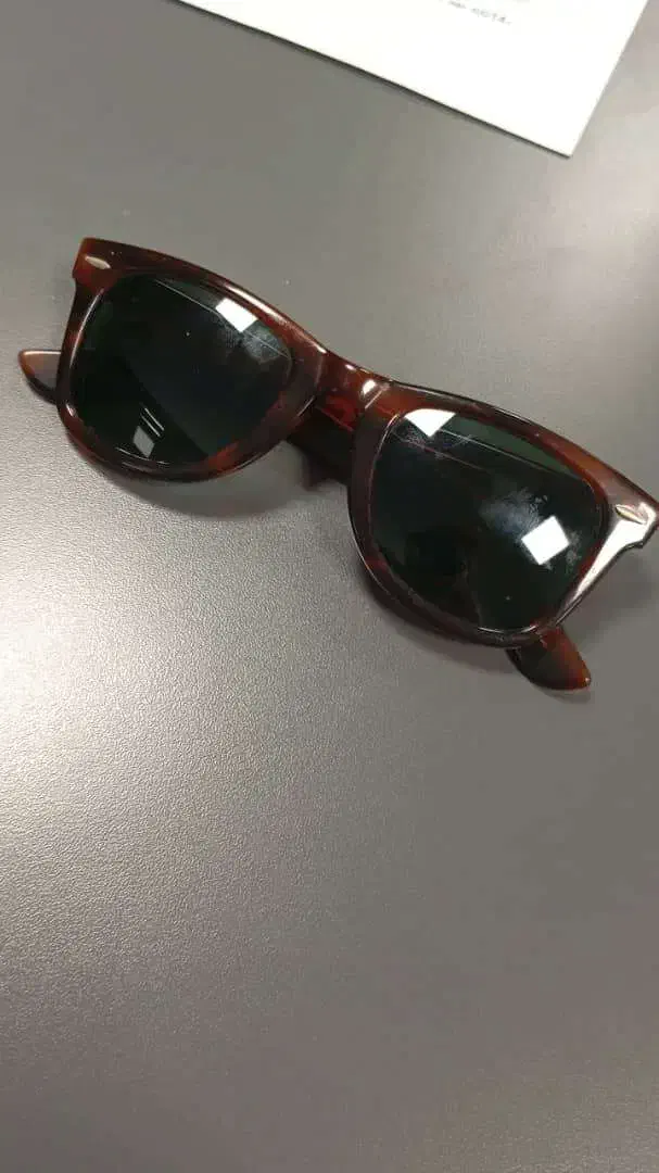 عینک ریبن اصل مدل Wayfarer|زیورآلات و اکسسوری|تهران, فلسطین (میدان انقلاب)|دیوار