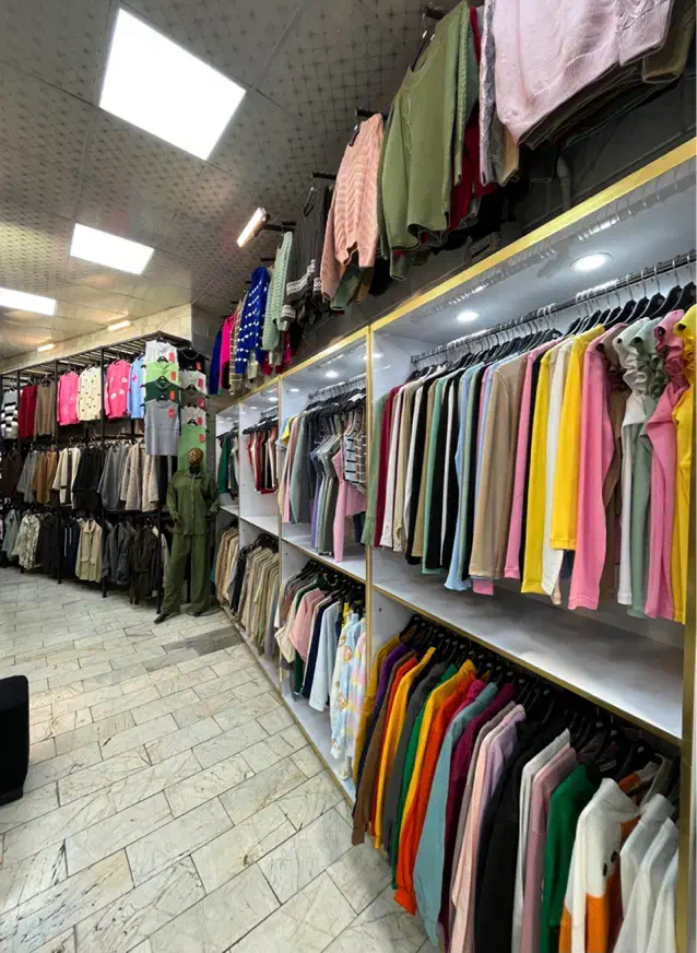 فرشنده خانوم صنف پوشاک|استخدام خدمات فروشگاه و رستوران|تهران, خانی آباد نو شمالی|دیوار