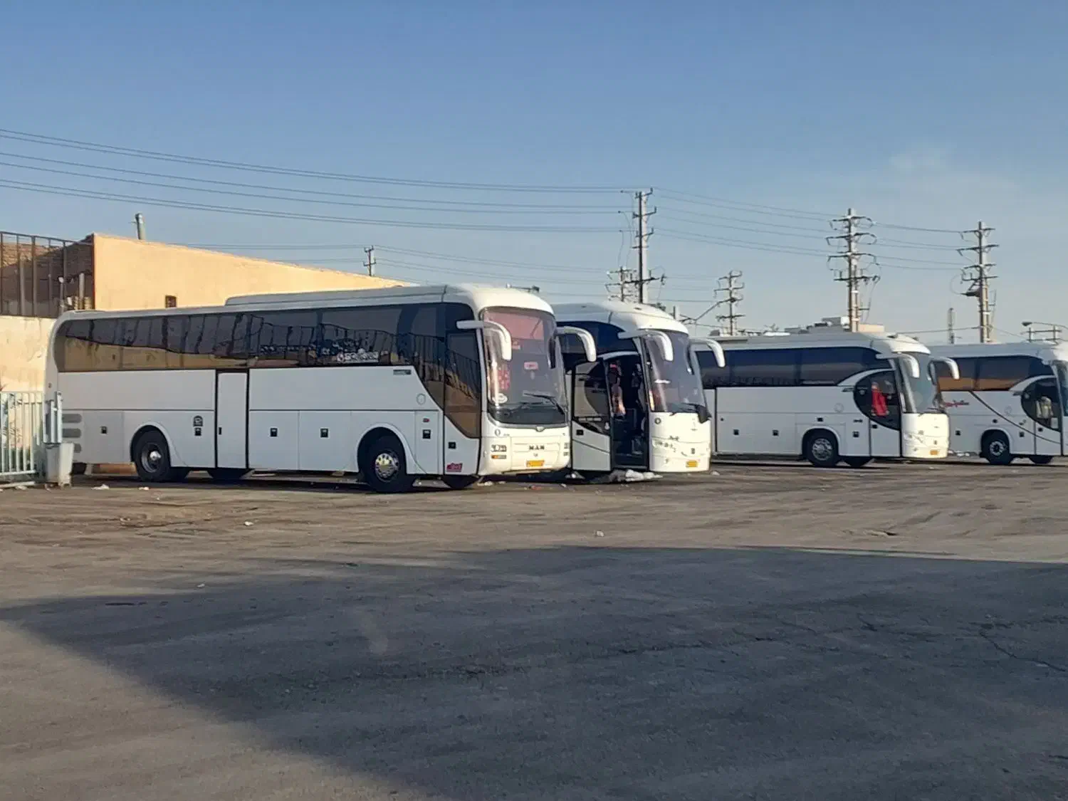 دربستی اتوبوس ون مینی بوس تور گردشگری|خدمات حمل و نقل|کرمان, |دیوار