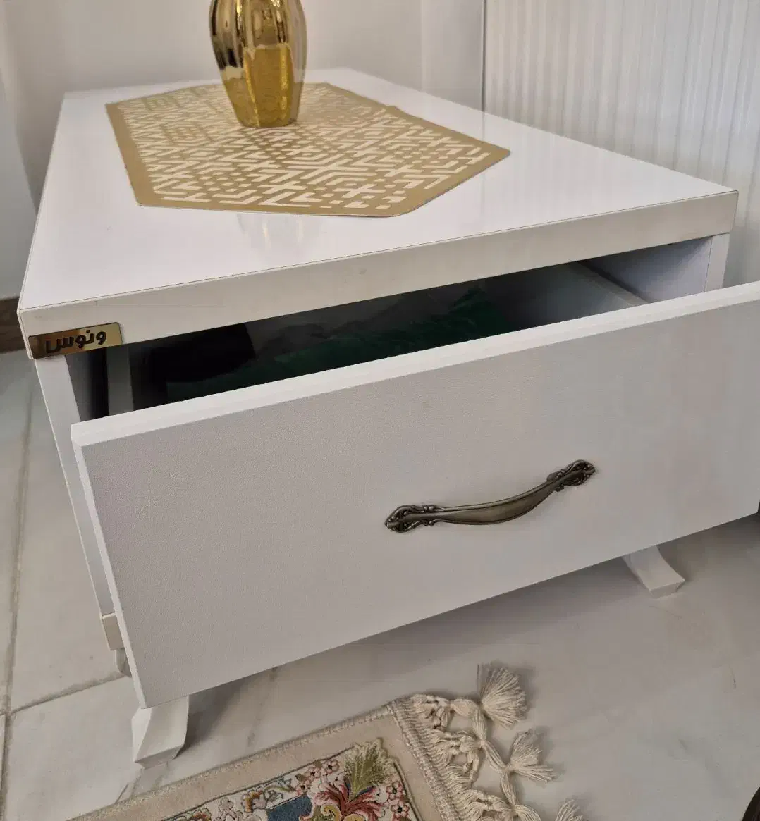 فروش فوری میز جلو مبلی کشودار ام دی اف|مبلمان خانگی و میز عسلی|قائم‌شهر, |دیوار