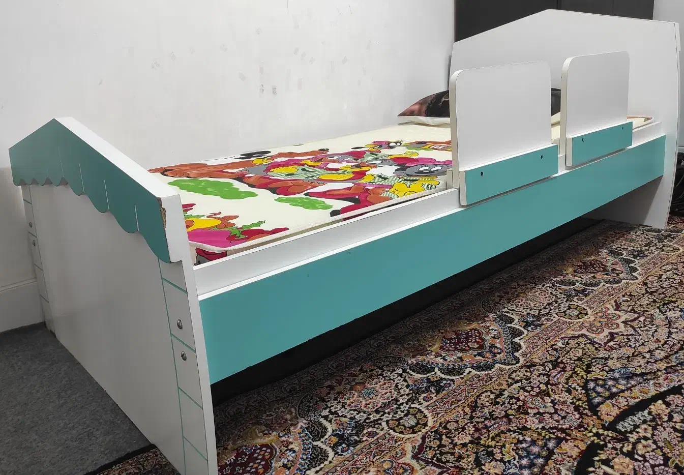 تخت و کمد نوجوان طرح کلبه|تخت و سرویس خواب|لنجان, |دیوار