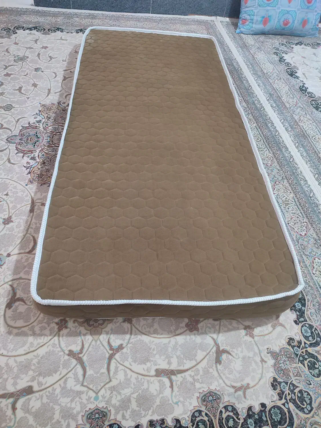 تشک|تشک تختخواب|سلماس, |دیوار