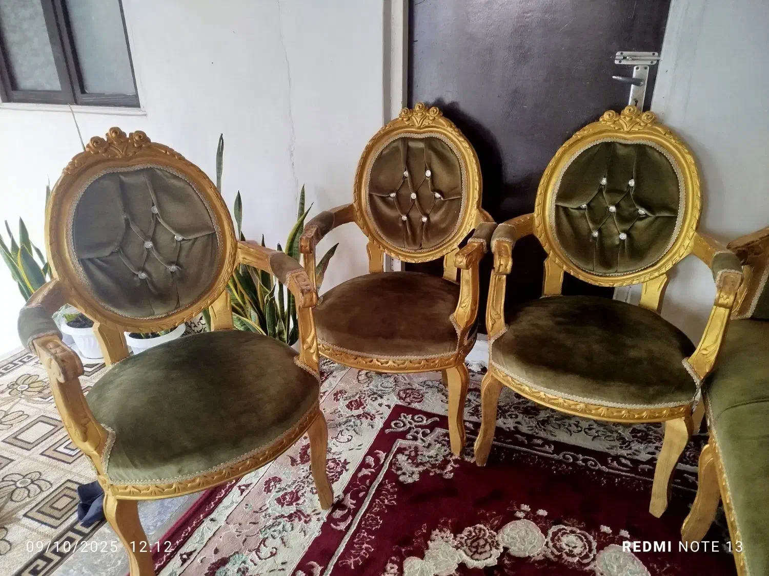 مبل سلطنتی‌|مبلمان خانگی و میز عسلی|خمام, |دیوار