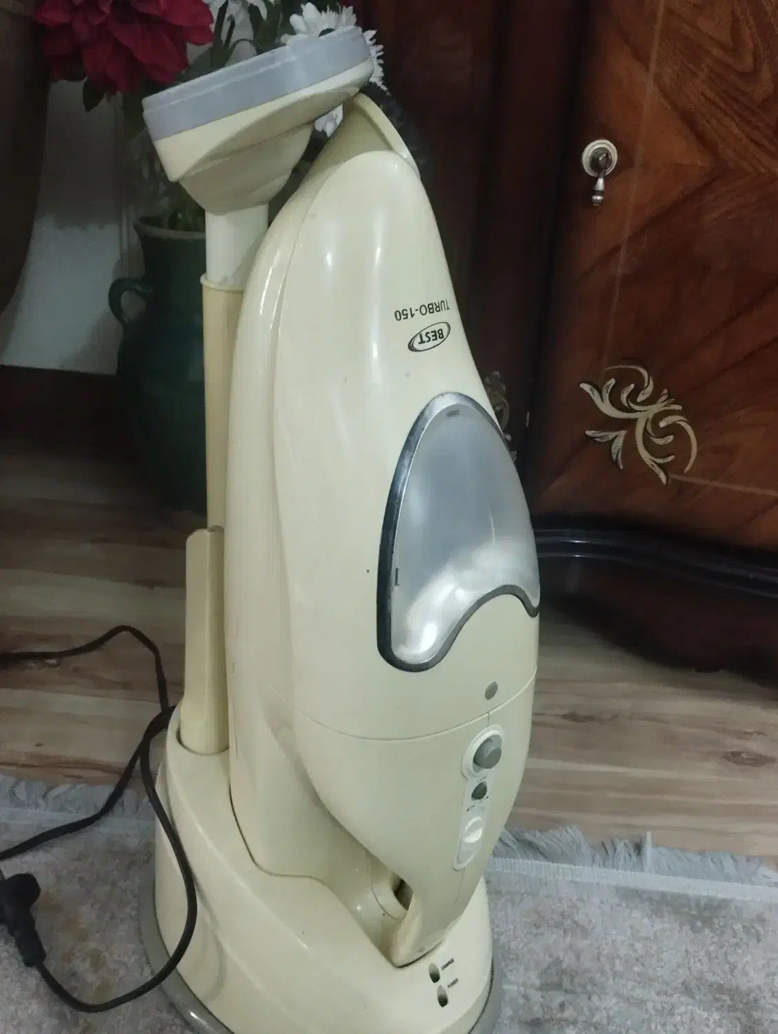 جارو شارژی تو ربو|جاروبرقی، جارو شارژی، بخارشو|تهران, علم و صنعت|دیوار