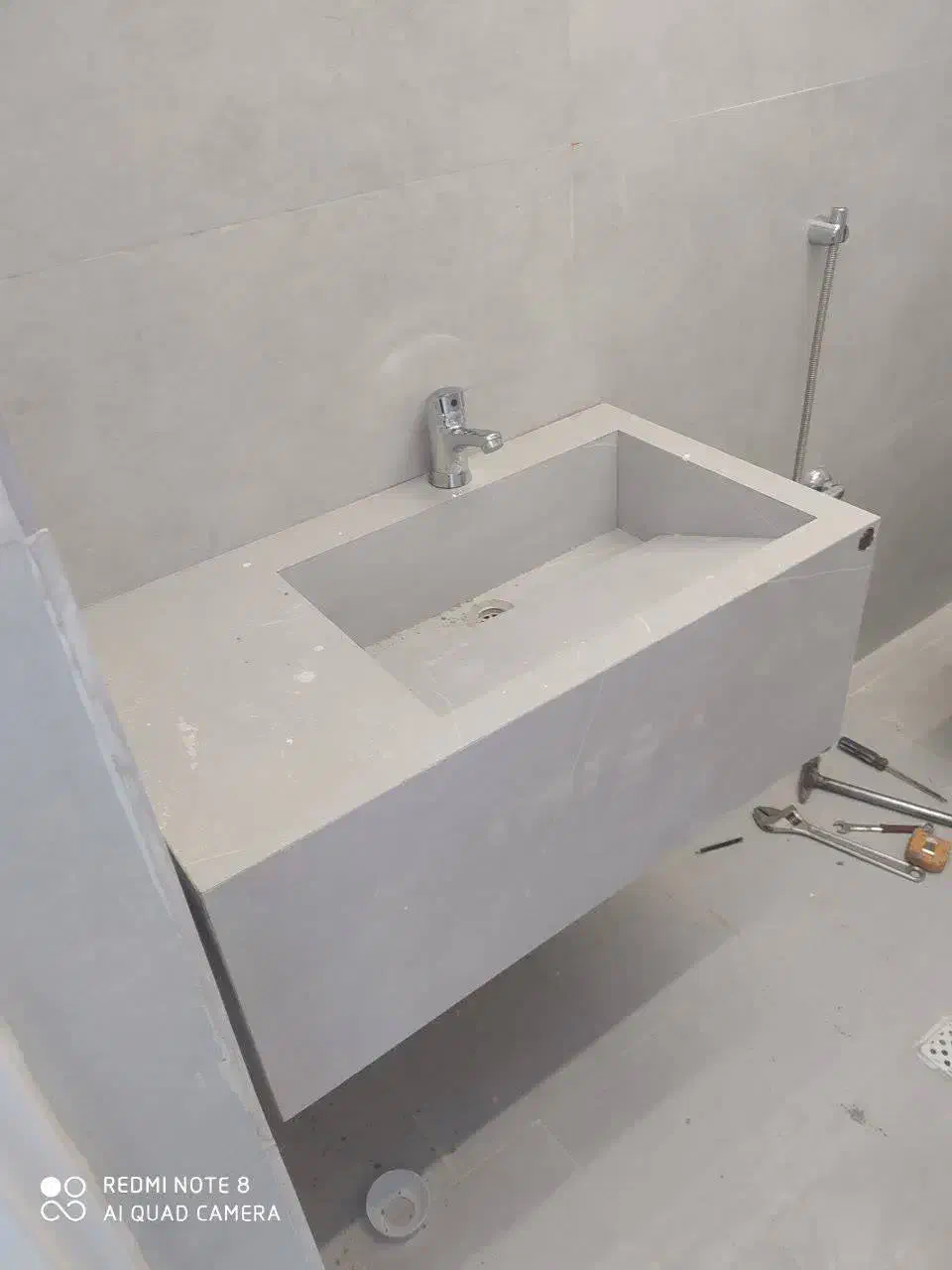 سازنده روشویی سرامیکی|مصالح و تجهیزات ساختمان|تیران, |دیوار