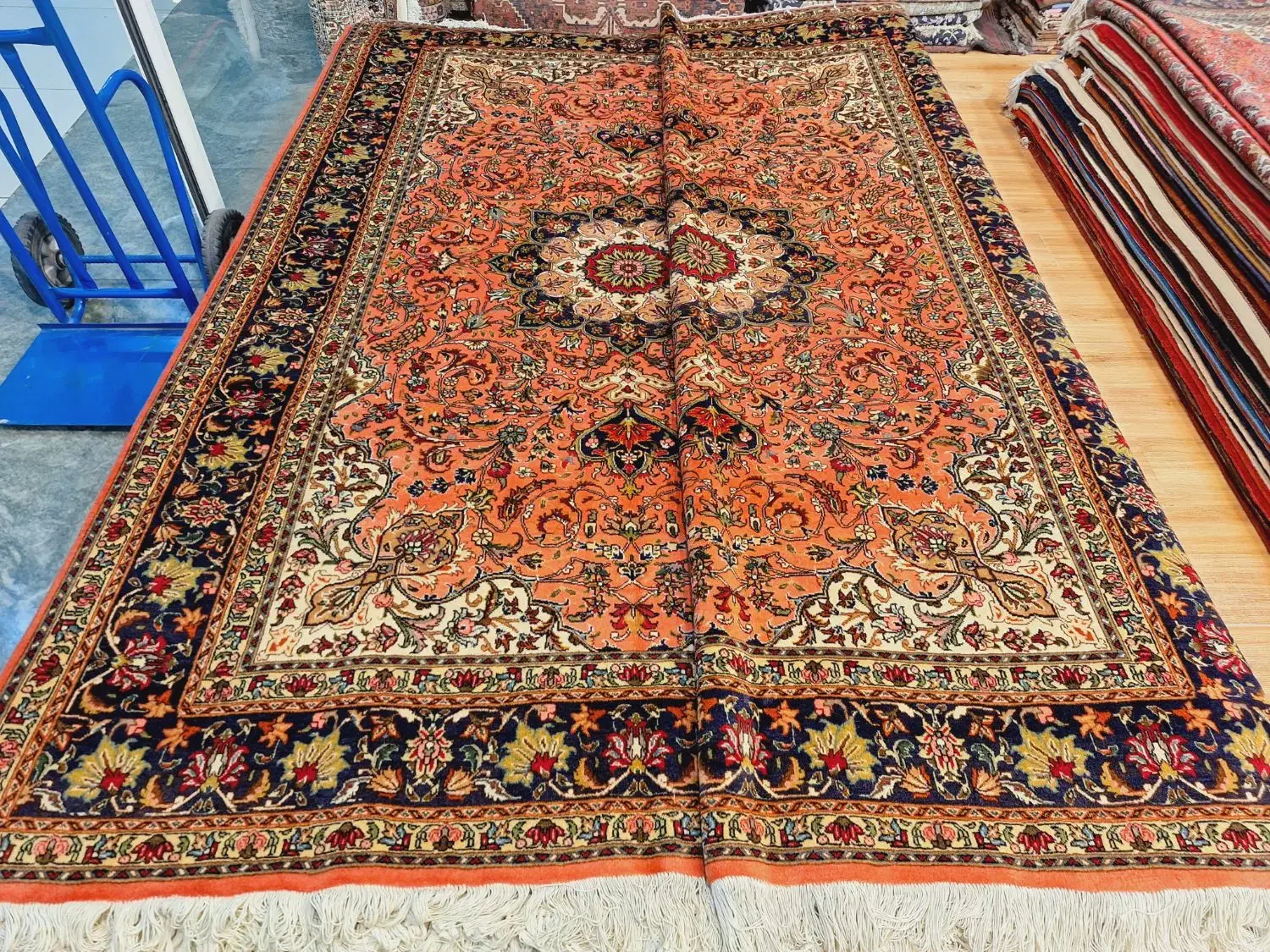 جفت ۶متری دستباف نقشه اصفهان|فرش|تهران, اکباتان|دیوار