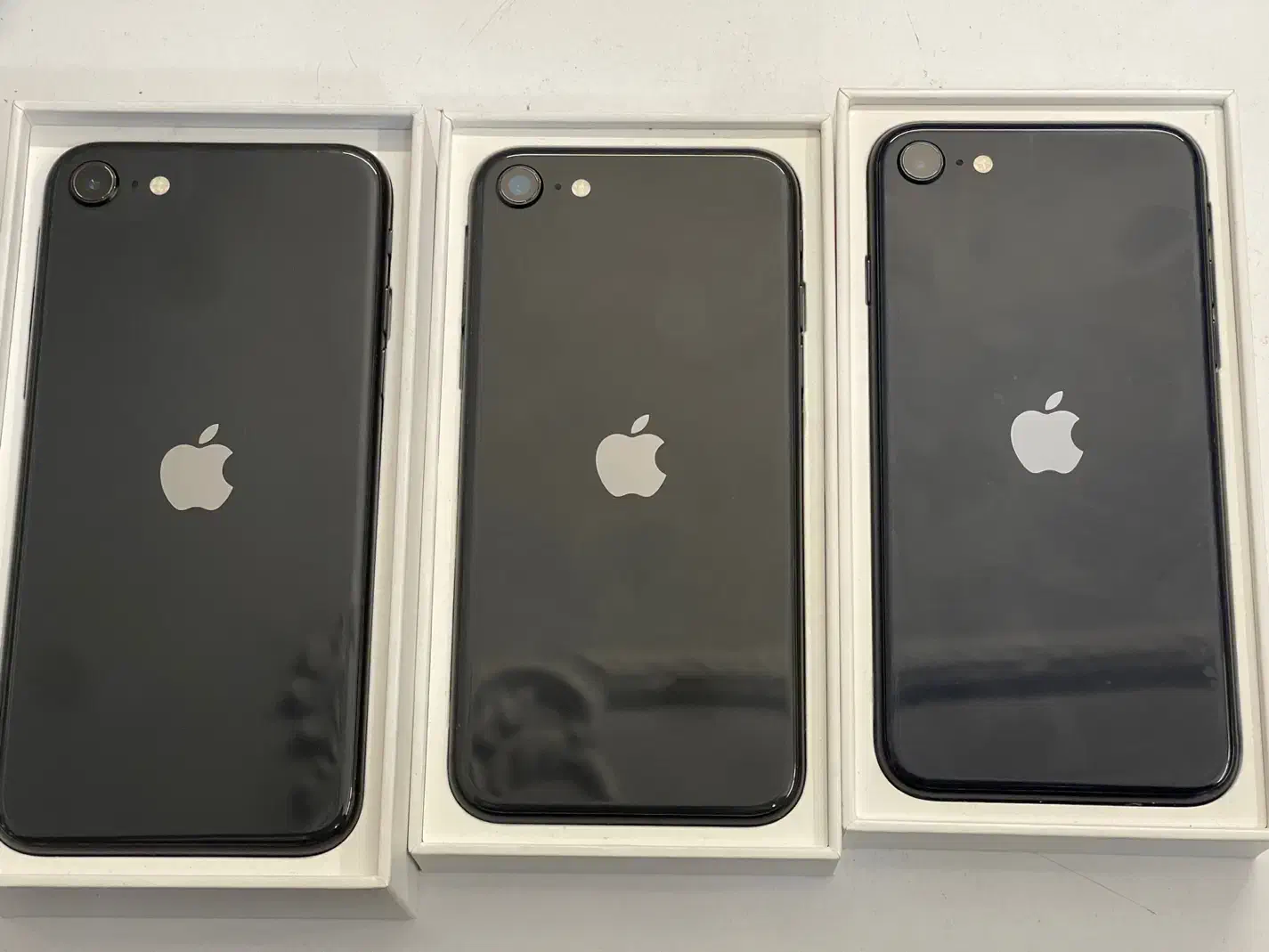 se 2020|موبایل|رشت, باهنر|دیوار