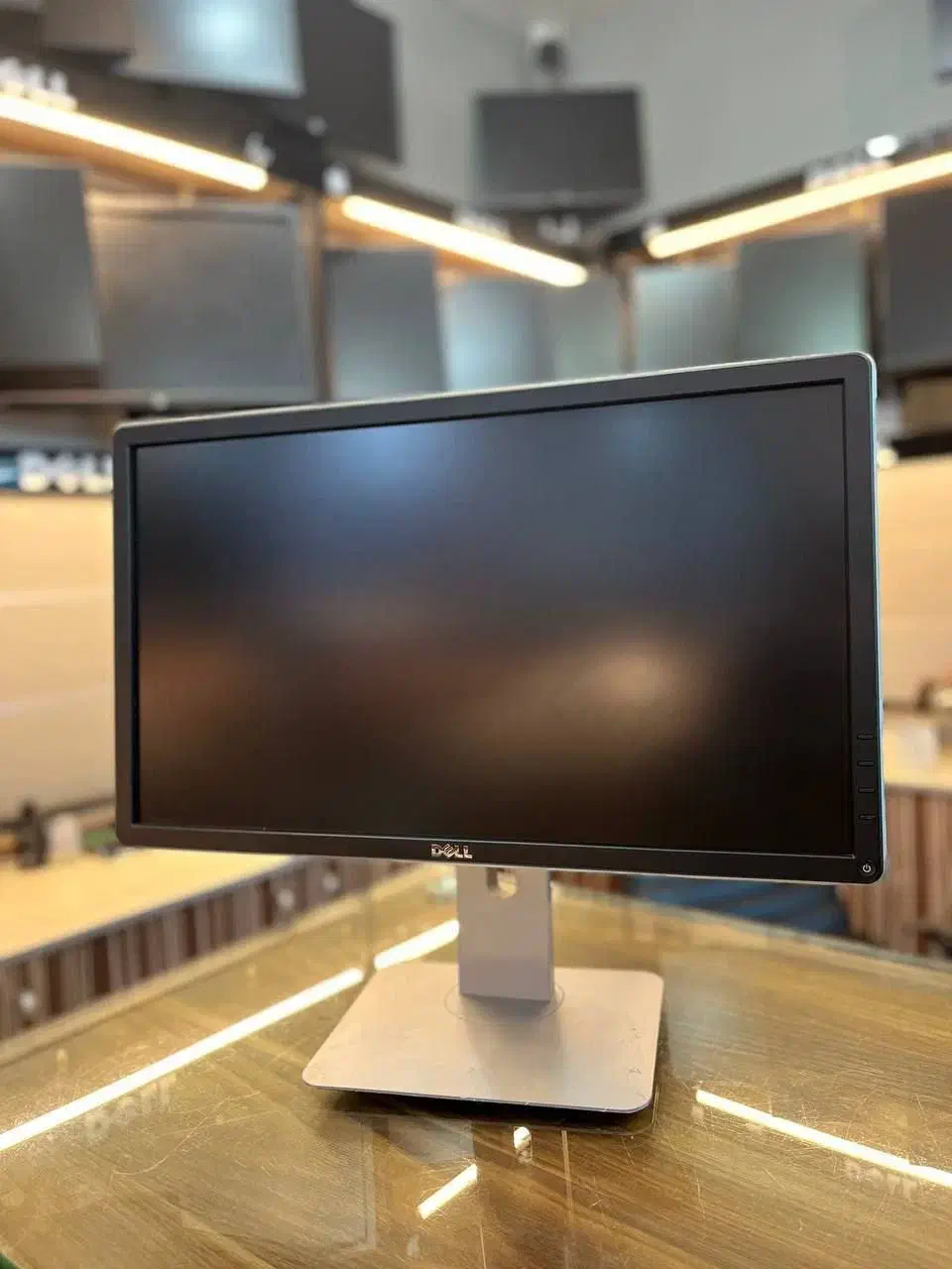 مانیتور ۲۲ اینچ دل فول اچ دی IPS|قطعات و لوازم جانبی رایانه|مشهد, گوهرشاد|دیوار