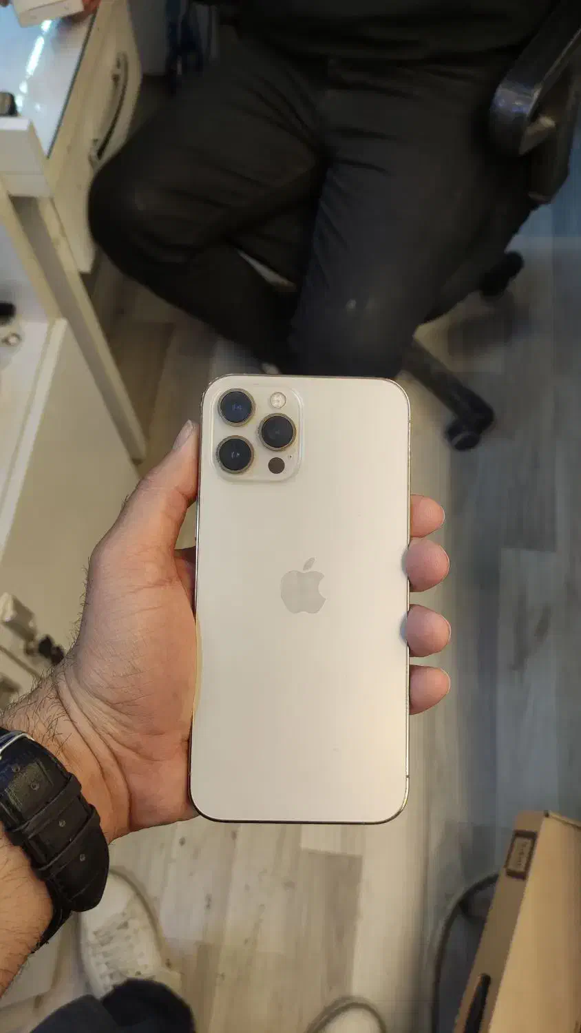 ۱۲ پرومکس تمیز بدون خط و خش|موبایل|آزادشهر, |دیوار