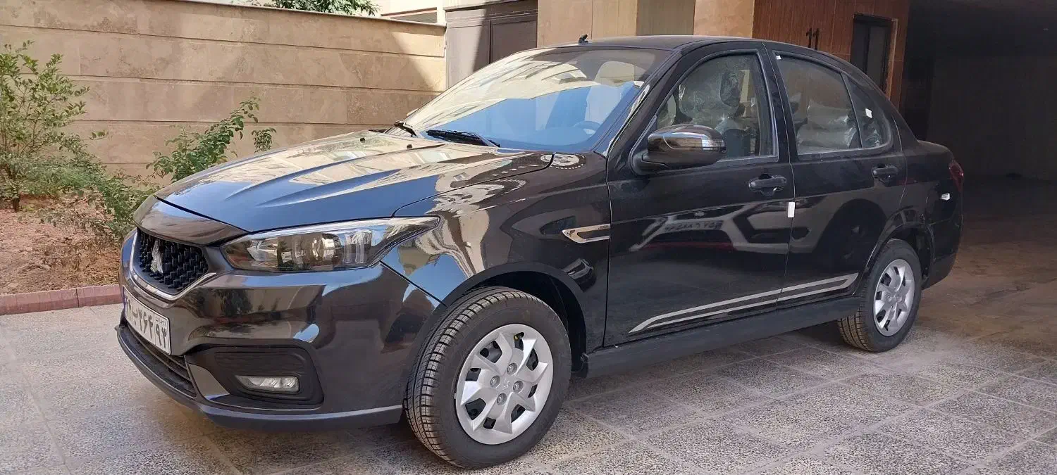 سهند مشکی متالیک ۴۰۴ صفر|خودرو سواری و وانت|شیراز, شهرک رضوان|دیوار