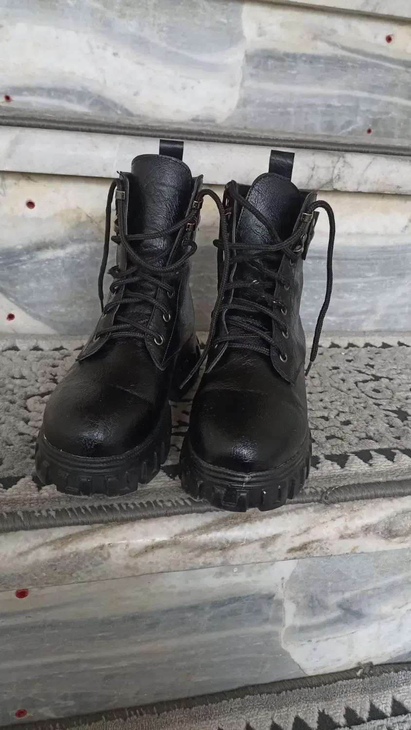 نیم بوت سایز ۳۷|کیف، کفش، کمربند|سنندج, |دیوار