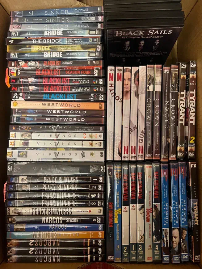 دی وی دی سریال|فیلم و موسیقی|تهران, باغ خزانه|دیوار