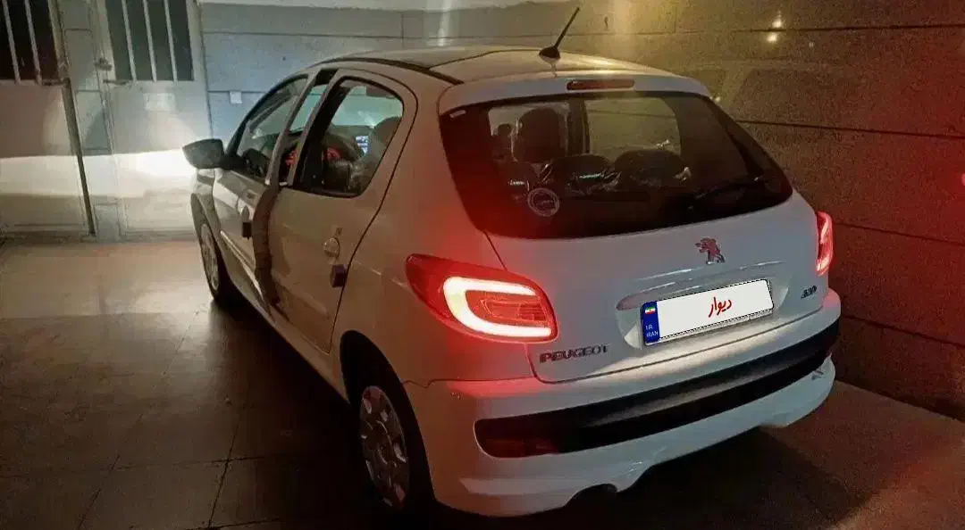 ۲۰۷ پانوراما دنده ای|خودرو سواری و وانت|بجنورد, |دیوار