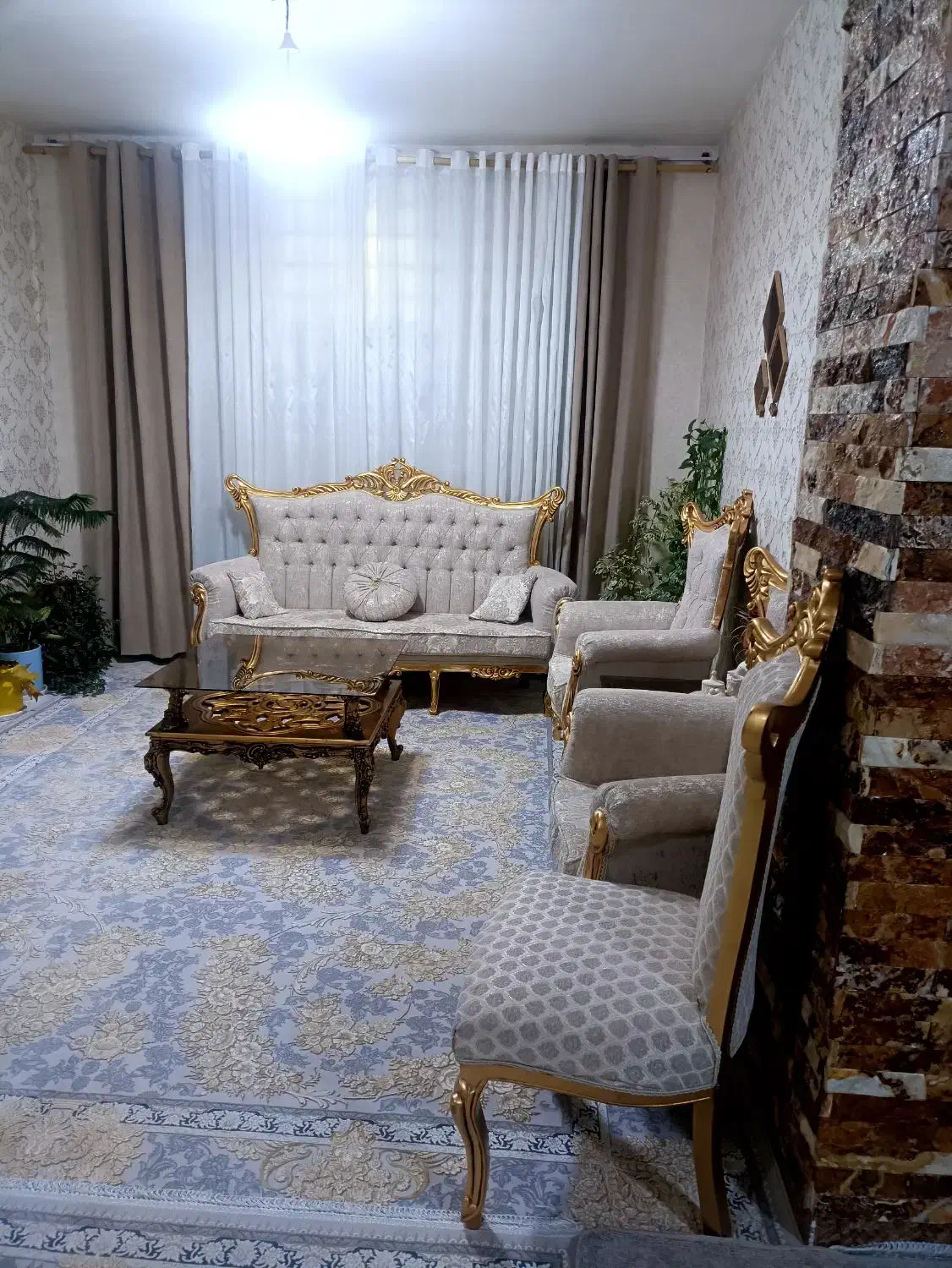 یک طبقه روی پیلوت گلدشت غربی|فروش خانه و ویلا|خرم‌آباد, |دیوار