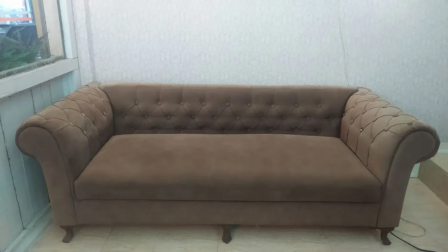 کناپه|مبلمان خانگی و میز عسلی|لشت نشا, |دیوار