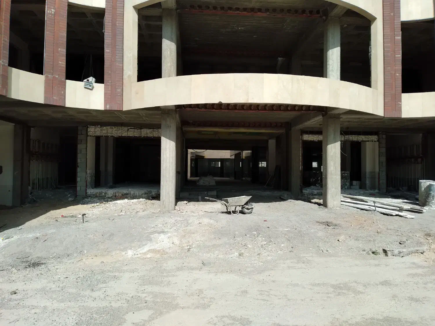 فروش مغازه تجاری ۲۰ متری چالیش|فروش مغازه و غرفه|بستان آباد, |دیوار