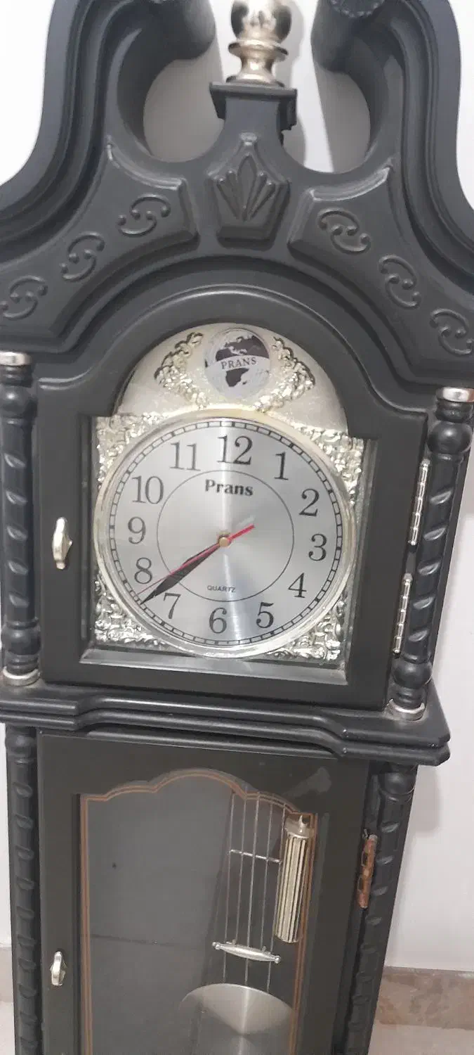 ساعت دیواری کاملاً سالم|ساعت دیواری و تزئینی|رشت, یخسازی|دیوار