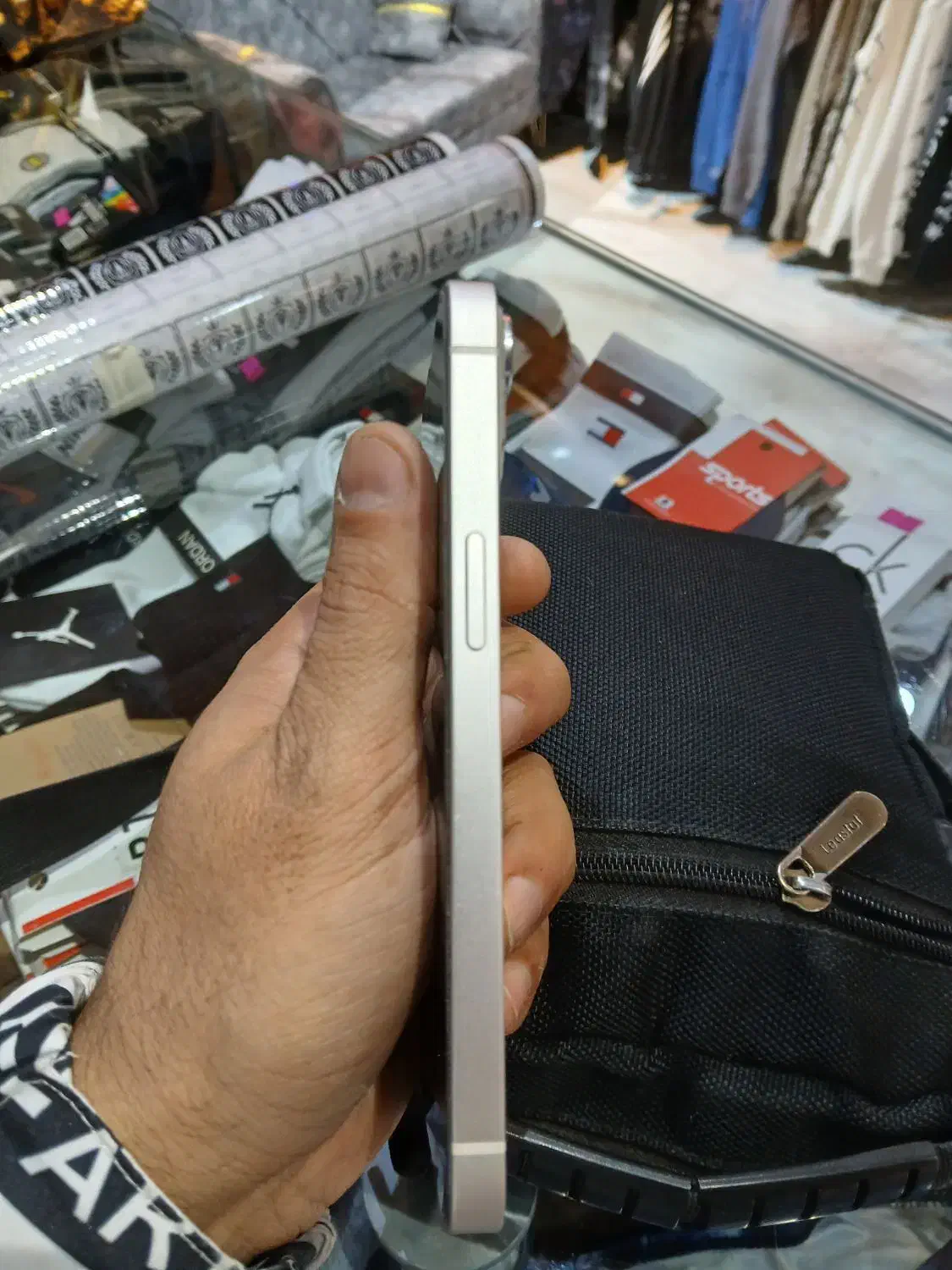 موبایل ایفون ۱۳|موبایل|اصفهان, برازنده|دیوار