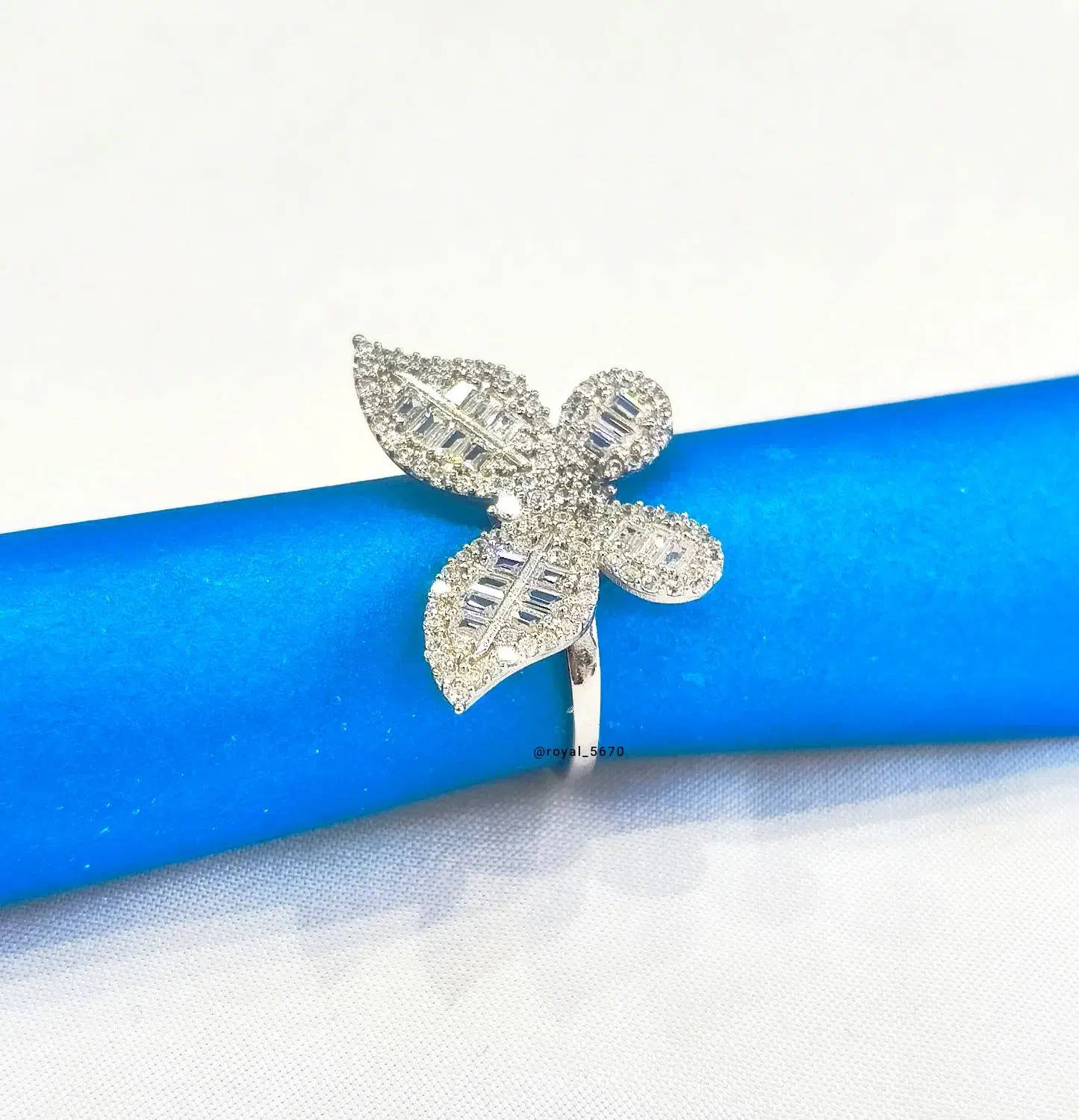 انگشتر نقره پروانه مشابه طلا سفید|بدلیجات|مشهد, گلشور|دیوار