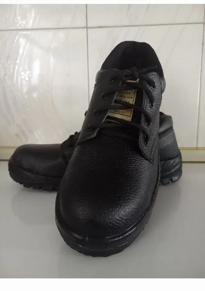 لواز کار|کیف، کفش، کمربند|ساوه, |دیوار