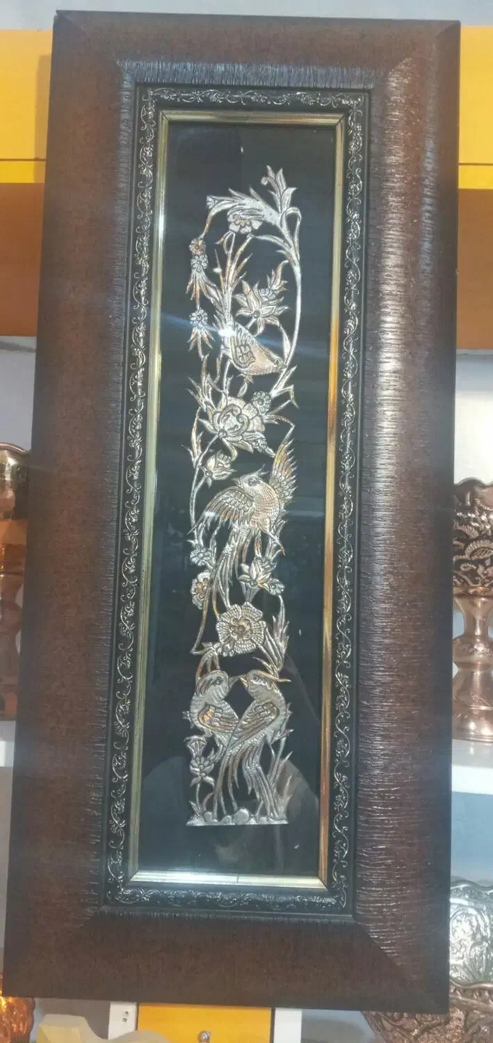 قاب عکس 2عدد مجسمه برنجی.کیلویی|کلکسیون اشیاء عتیقه|شهرکرد, |دیوار