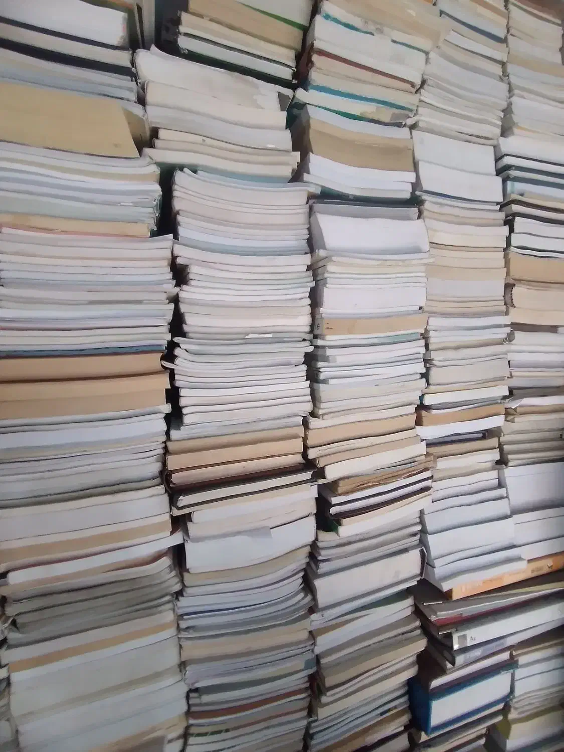 خرید کاغذ و کتاب|عمده‌فروشی|اصفهان, پرتمان|دیوار