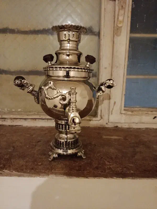 یک قطعه سماور روسی قدیم|کلکسیون اشیاء عتیقه|مراغه, |دیوار