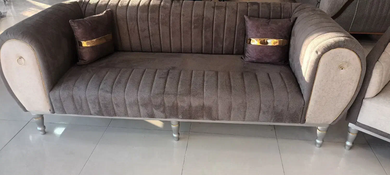 زیبا راحت|مبلمان اداری|شیراز, محراب|دیوار