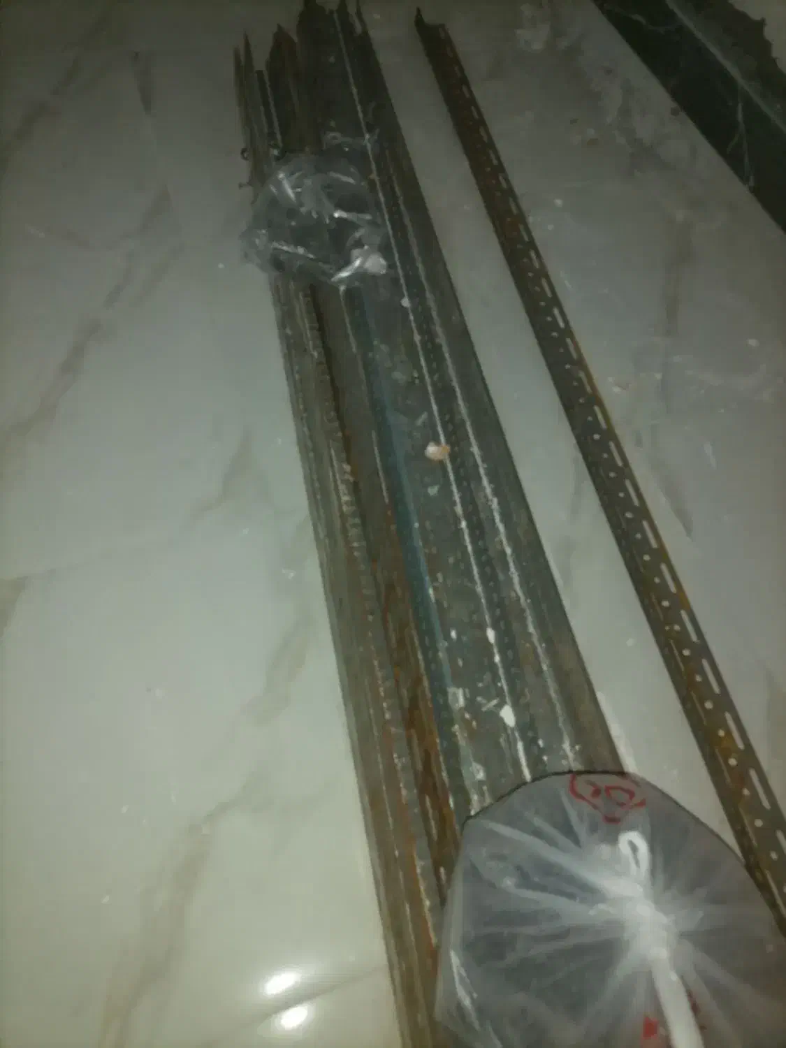 قفسه فروشگاهی|کتابخانه، شلف، قفسه‌های دیواری|گنبد کاووس, |دیوار