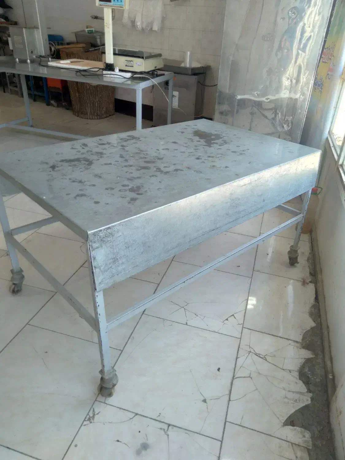 وسایل قصابی ترازو،یخچال ایستاه،چرخ گوشت صنعتی میز|فروشگاه و مغازه|ارومیه, |دیوار