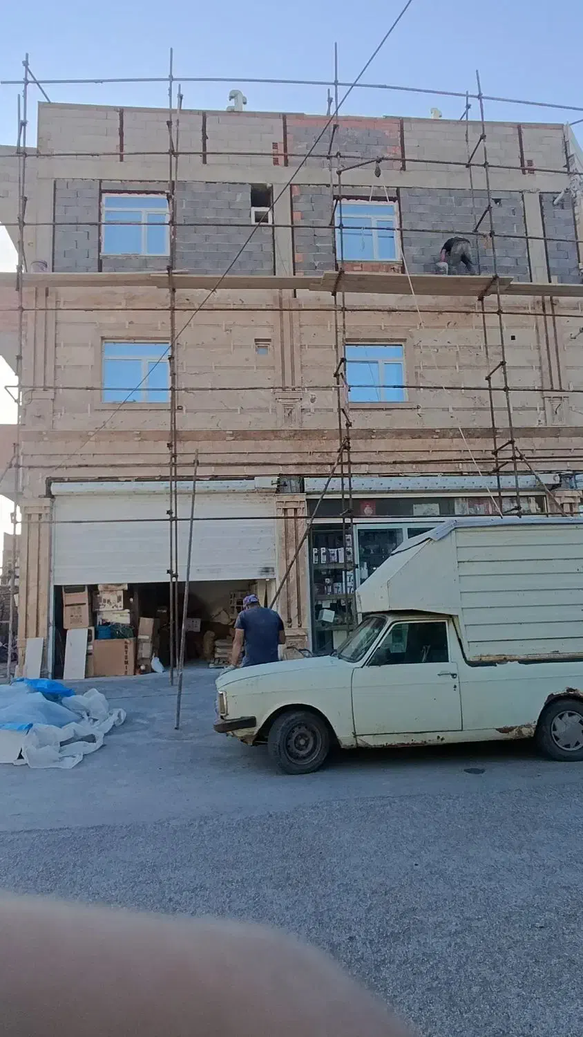 نیازمند کارگر ،برشکار،نیمه استا|استخدام معماری، عمران و ساختمانی|اردبیل, |دیوار