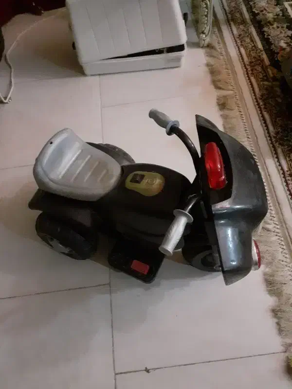 موتور شارژی بچگانه|اسباب و اثاث بچه|قرچک, میرزائی شمالی|دیوار