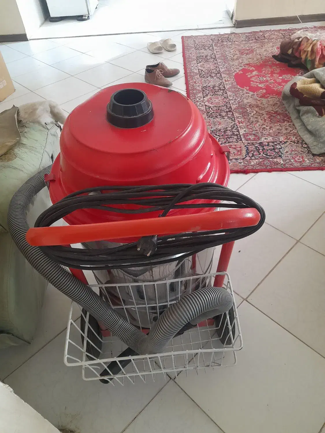 جاروبرقی بzorg|جاروبرقی، جارو شارژی، بخارشو|میان جلگه, |دیوار