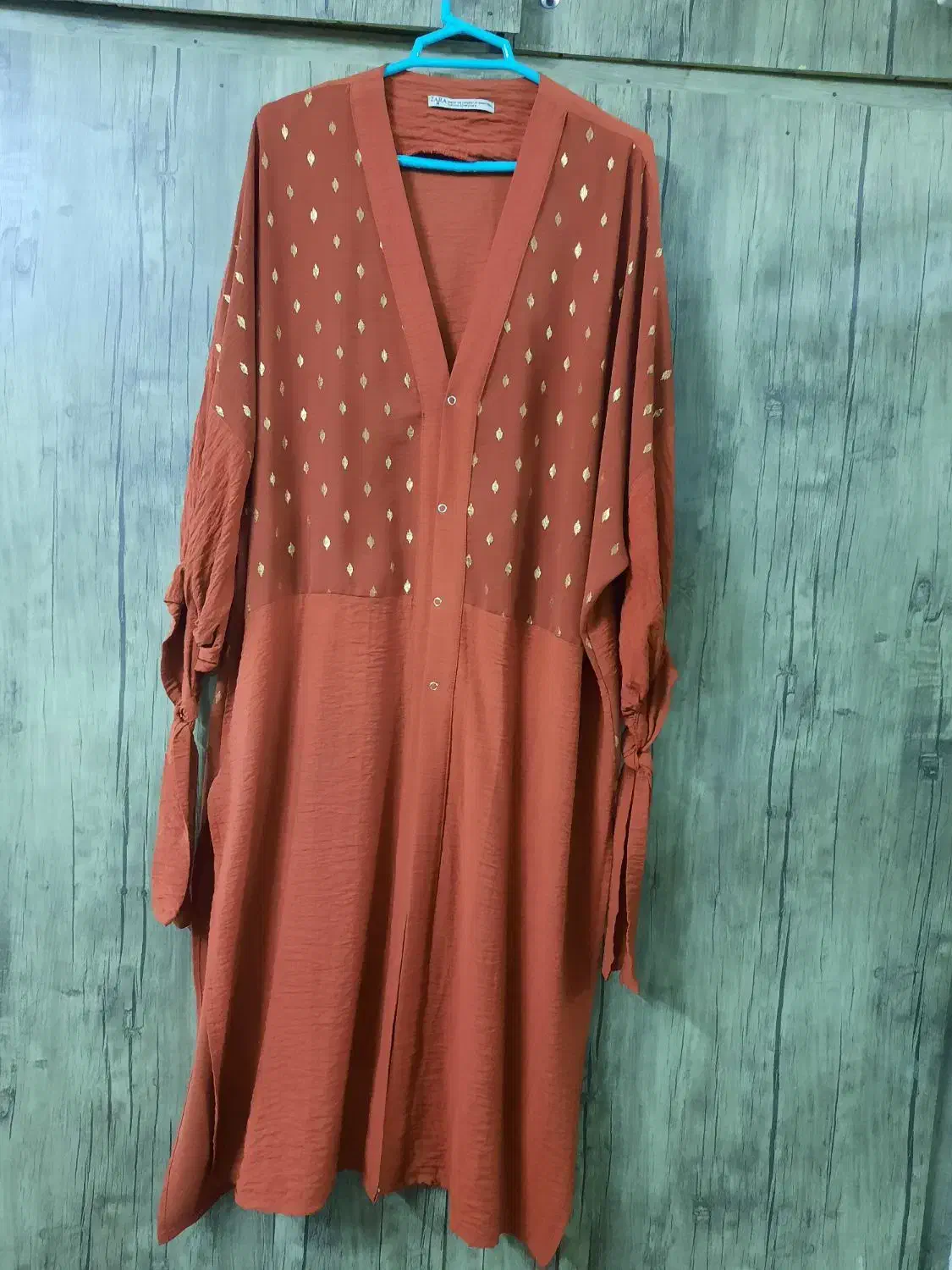 مانتو نو|لباس|زاهدان, |دیوار