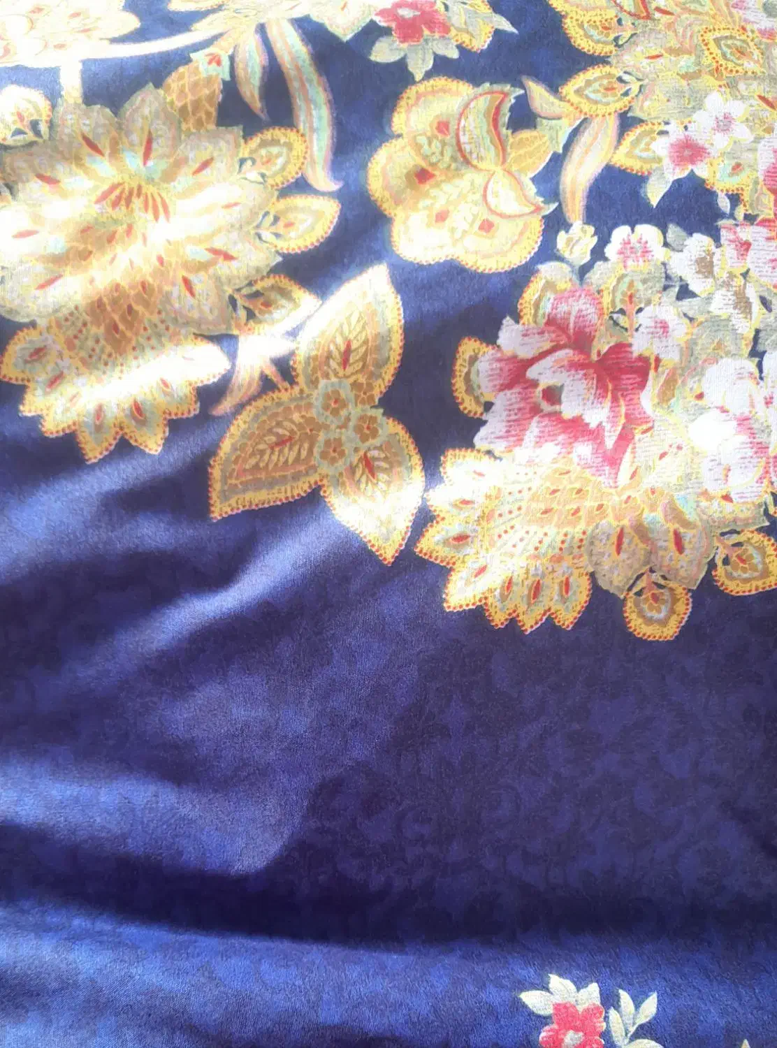 پارچه ملحفه ای و بالش|سرویس روتختی|شازند, |دیوار