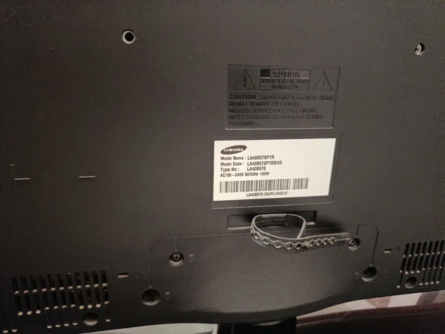 تلویزیون ال سی دی سامسونگ ۴۲اینچ|تلویزیون و پروژکتور|شیراز, چوگیاه|دیوار